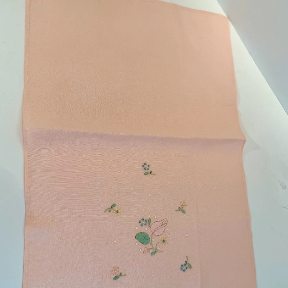 Pair Vintage  Embroidered & Appliqué  Pink Madeira Linen Fingertip Towels